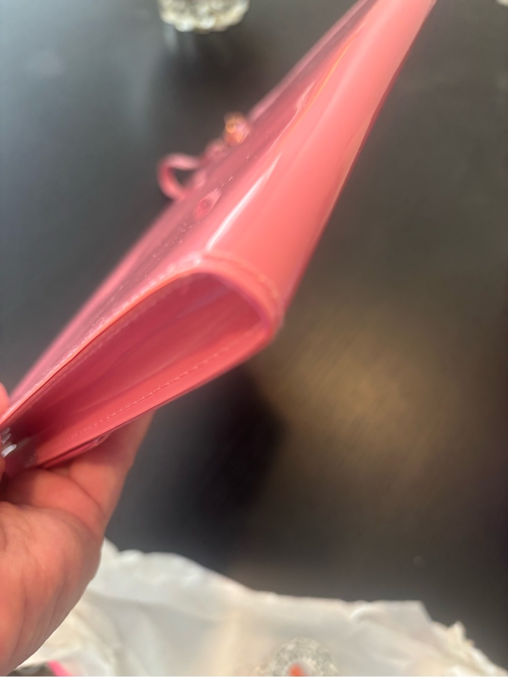 Ted Baker NWOT Gloss Pink Patent Envelope Clutch with Bow - Picture 7 of 8